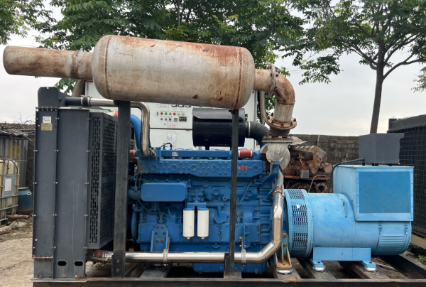 发电机出租自启装置的工作原理是什么？